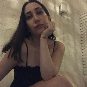 Meet your Posher, Elaine